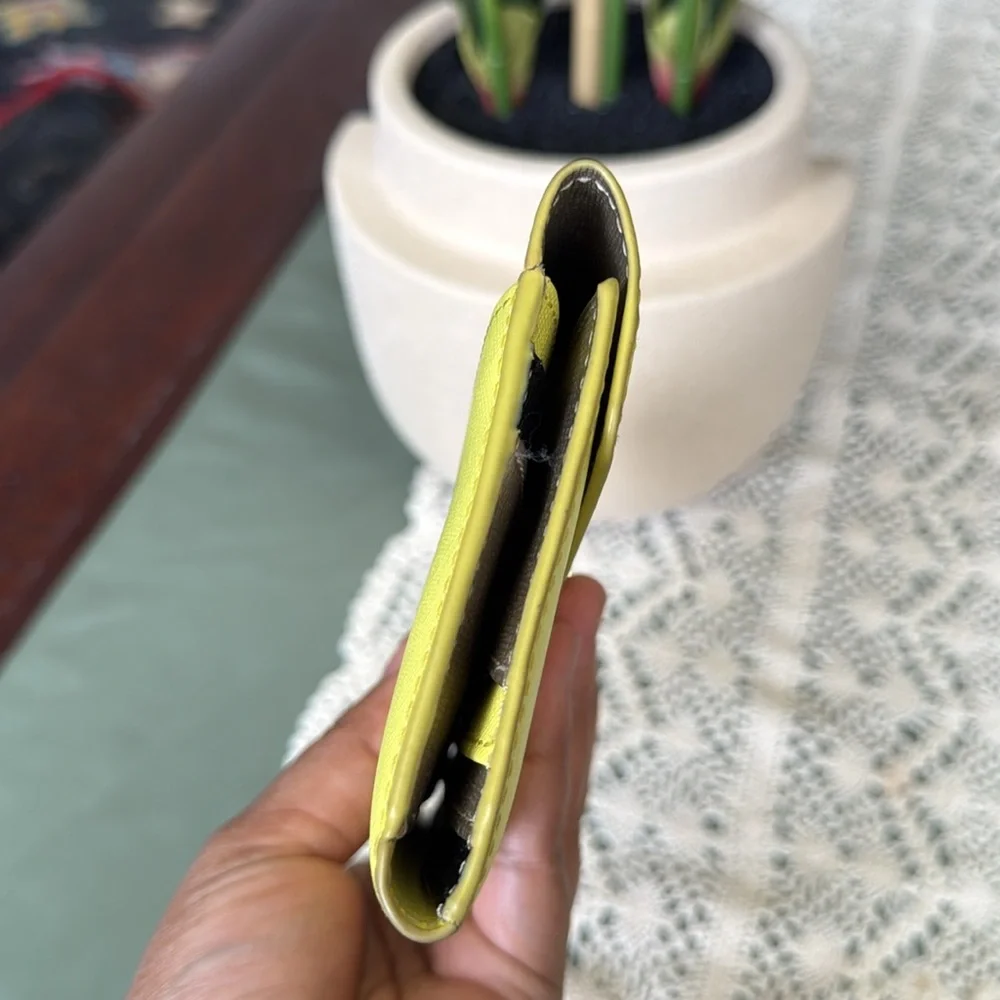 Cynthia Rowley Vibrant Yellow Clutch - Picture 4 of 12